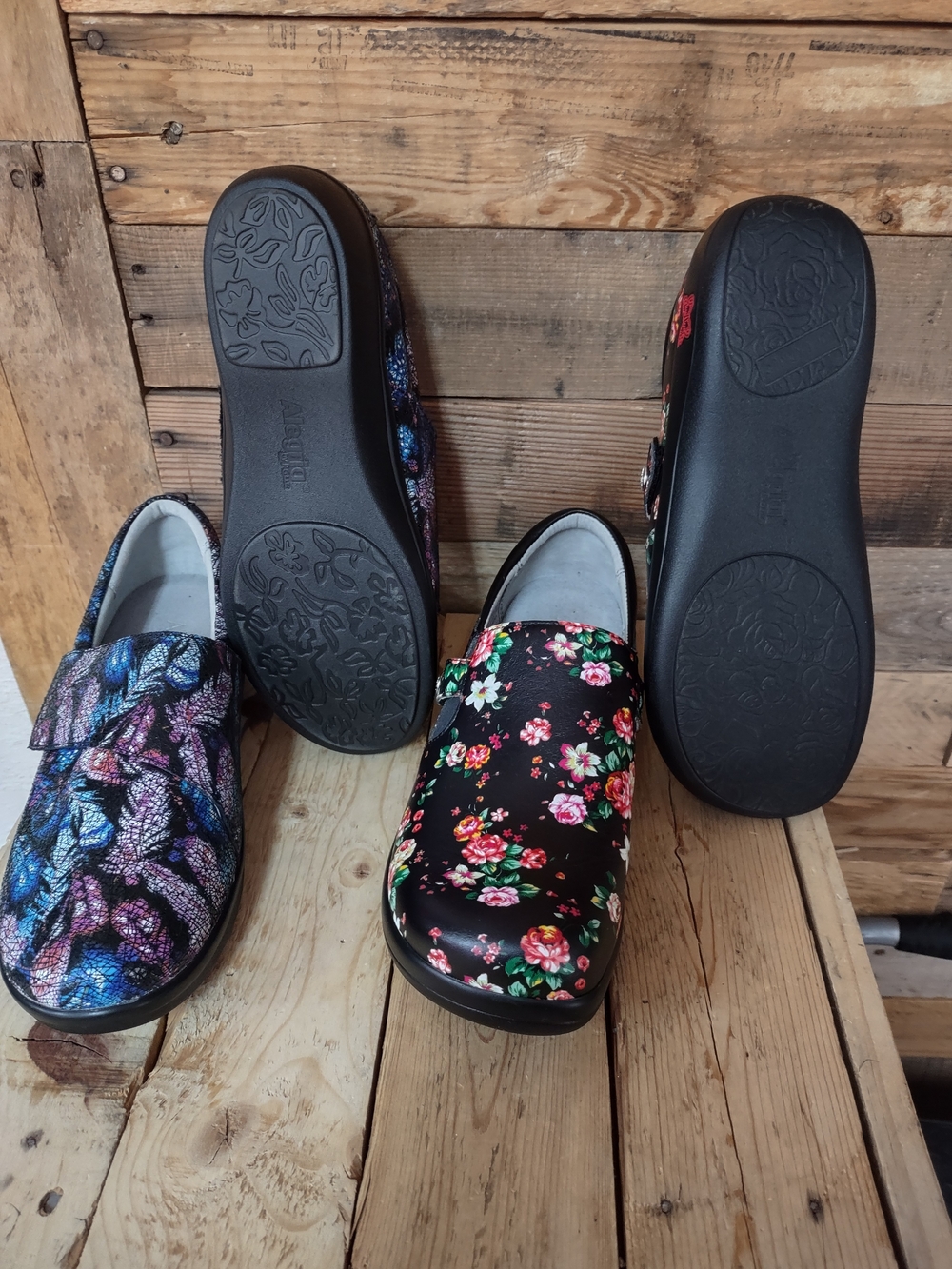 Alegria Women’s Leather Upper Floral Non-slip Shoes Size 10